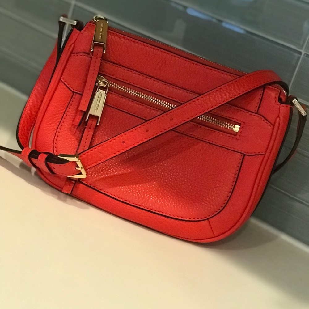 EUC Michael Kors crossbody